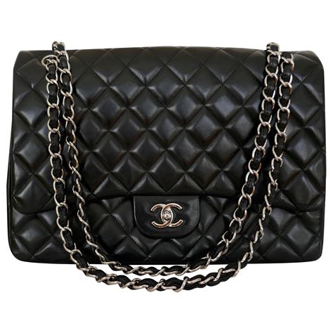 sac chanel timeless taille|Chanel bag.